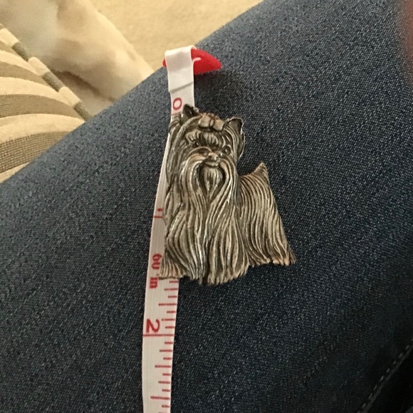 Vintage pewter Yorkie dog Pin - Picture 3 of 6
